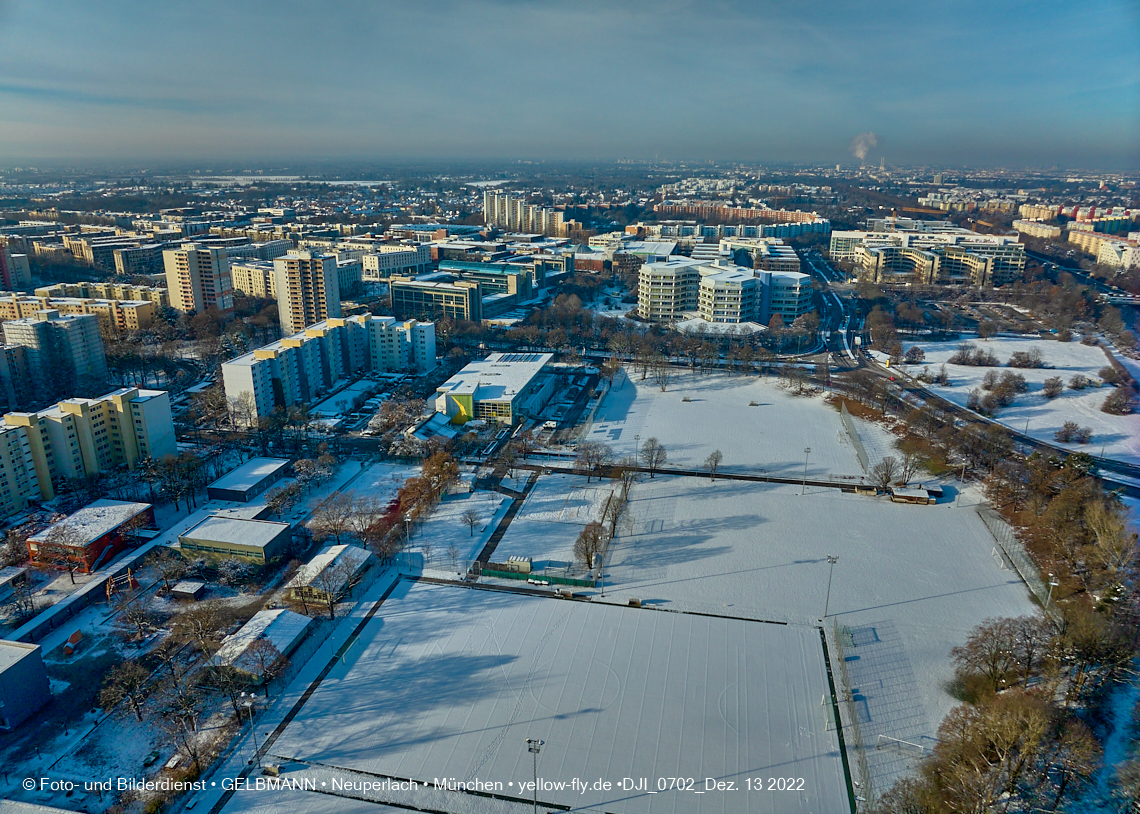 13.12.2022 - Neuperlach Zentrum und Umgebung