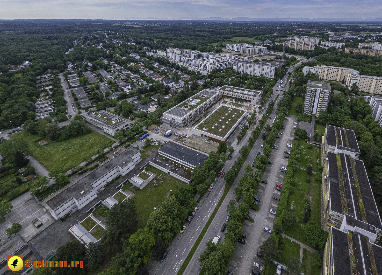 06.06.2024 - Luftbilder der Baustelle Grundschule_am_Karl-Marx-Ring in Neuperlach