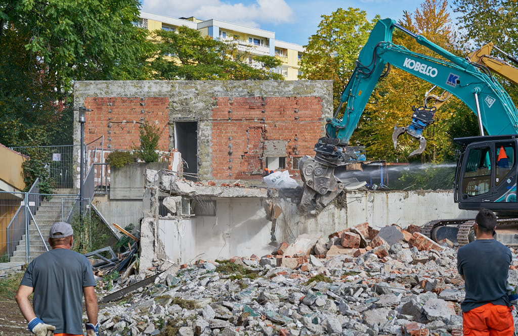 30.09.2021 - Abrissbegin des Quiddezentrums in Neuperlach