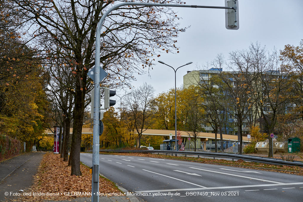 03.11.2021 - Abriss vom Quiddezentrum in Neuperlach